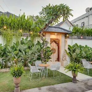 Puspa Ayu & Apartahotel Kuta Lombok